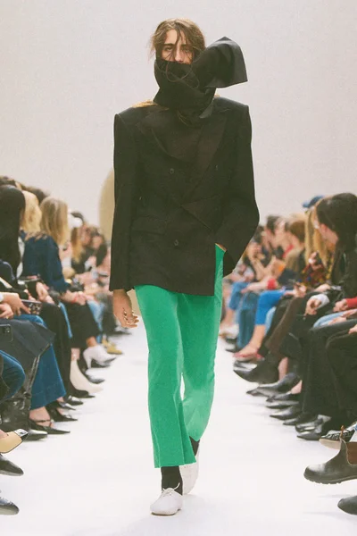 Look 55